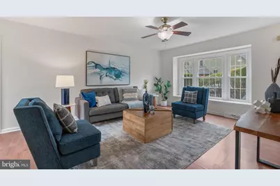 909 Ronnie Circle, Philadelphia, PA 19128 - Photo 2