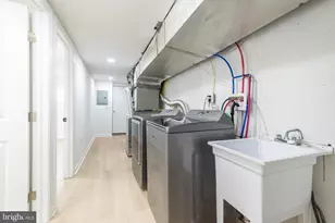 1371 Westbury Dr, Philadelphia, PA 19151 - Photo 30