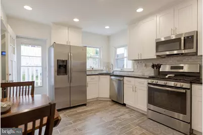 204 Dawson Street, Philadelphia, PA 19128 - Photo 12