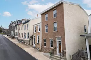 204 Dawson St, Philadelphia, PA 19128 - Photo 2