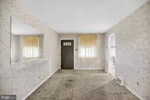 4219 Knorr St, Philadelphia, PA 19135 - Photo 4