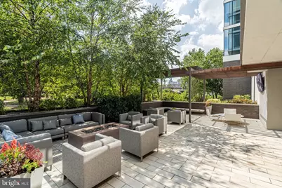 210 S 25th Street #905, Philadelphia, PA 19103 - Photo 28