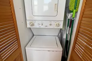 825 N 29th St, Philadelphia, PA 19130 - Photo 16