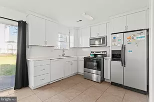 6671 Musgrave St, Philadelphia, PA 19119 - Photo 14