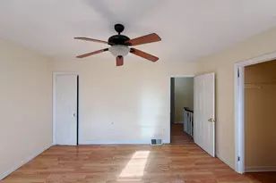 2221 Longshore Ave, Philadelphia, PA 19149 - Photo 8