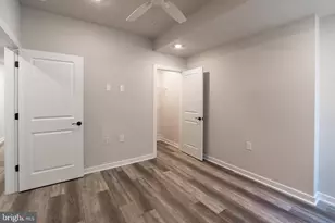 644 N 38th St, Philadelphia, PA 19104 - Photo 12