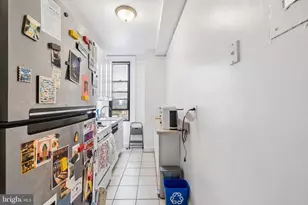 2031 Locust St, Philadelphia, PA 19103 - Photo 4