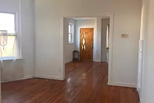 402 Walter St, Philadelphia, PA 19111 - Photo 4