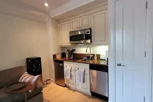 1701 Locust St, Philadelphia, PA 19103 - Photo 6