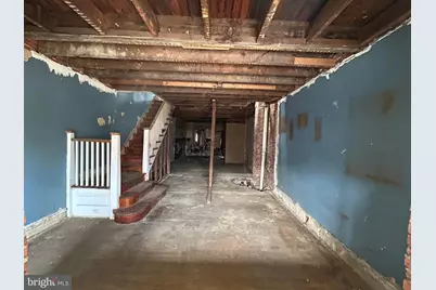 321 W Fisher Avenue, Philadelphia, PA 19120 - Photo 2