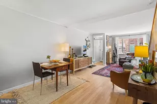 1911 S Iseminger St, Philadelphia, PA 19148 - Photo 4