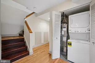 1723 Wallace St, Philadelphia, PA 19130 - Photo 16