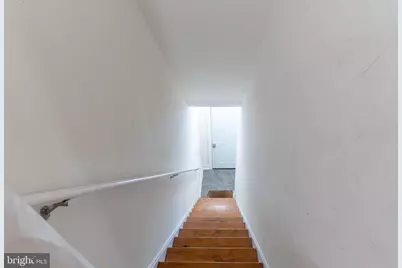 1915 N 18th Street #B, Philadelphia, PA 19121 - Photo 2