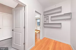 2555 Carpenter St, Philadelphia, PA 19146 - Photo 14