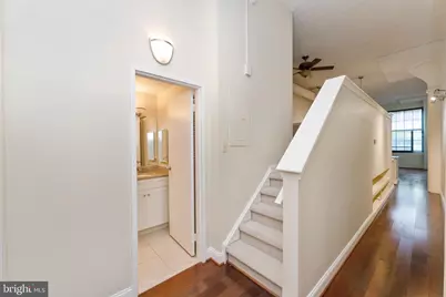 2429 Locust Street #319, Philadelphia, PA 19103 - Photo 4