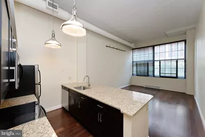 2429 Locust Street #319, Philadelphia, PA 19103 - Photo 4