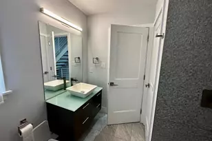 819 N 5th St, Philadelphia, PA 19123 - Photo 22