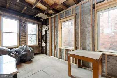 2068 W Glenwood Avenue, Philadelphia, PA 19132 - Photo 16