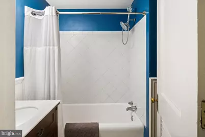 1324 Locust Street #622, Philadelphia, PA 19107 - Photo 12