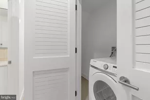 2007 Cambridge St, Philadelphia, PA 19130 - Photo 14