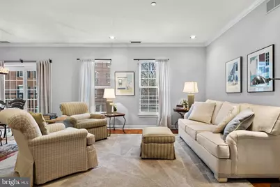 500 Admirals Way #211, Philadelphia, PA 19146 - Photo 2