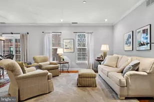 500 Admirals Way, Philadelphia, PA 19146 - Photo 2