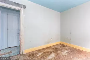 319 W Duncannon Ave, Philadelphia, PA 19120 - Photo 28