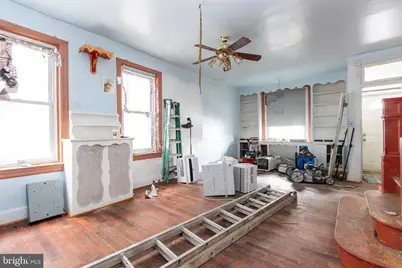 319 W Duncannon Avenue, Philadelphia, PA 19120 - Photo 6