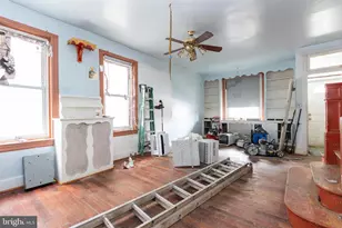 319 W Duncannon Ave, Philadelphia, PA 19120 - Photo 6