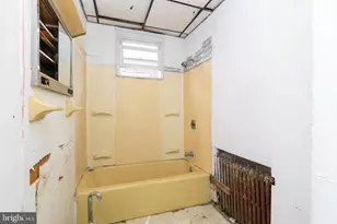 319 W Duncannon Ave, Philadelphia, PA 19120 - Photo 20