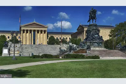 2200 Benjamin Franklin Parkway #0B-N1002, Philadelphia, PA 19130 - Photo 18