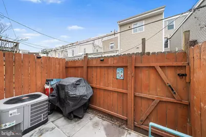 1567 E Hewson Street, Philadelphia, PA 19125 - Photo 24