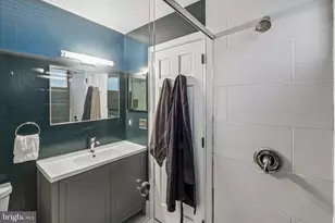 716 S Clifton St, Philadelphia, PA 19147 - Photo 26