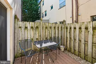 716 S Clifton St, Philadelphia, PA 19147 - Photo 6