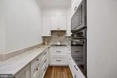 250 S 13th Street #8E, Philadelphia, PA 19107 - Photo 8