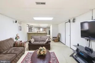 123 Pocasset Rd, Philadelphia, PA 19115 - Photo 10