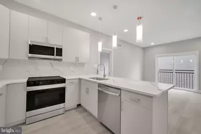 1111 S 24th Street #302, Philadelphia, PA 19146 - Photo 6