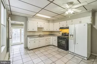 4658 Mansion St, Philadelphia, PA 19127 - Photo 8