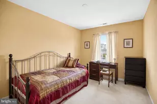 2036 W Reserve Dr, Philadelphia, PA 19145 - Photo 14