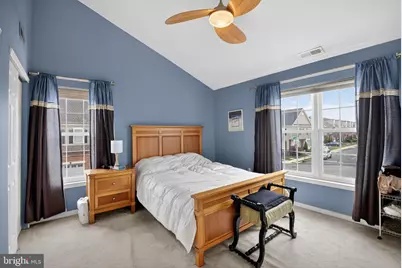 2036 W Reserve Drive, Philadelphia, PA 19145 - Photo 10