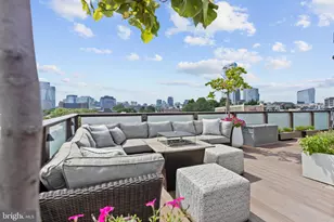 2147 Lombard St, Philadelphia, PA 19146 - Photo 56