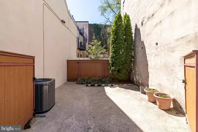 804-6 Lombard Street, Philadelphia, PA 19147 - Photo 4