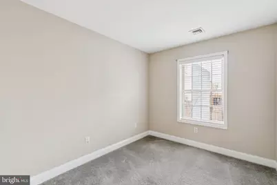 1033 N Leithgow Street, Philadelphia, PA 19123 - Photo 26