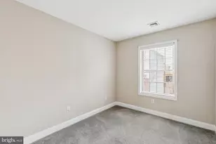 1033 N Leithgow St, Philadelphia, PA 19123 - Photo 26