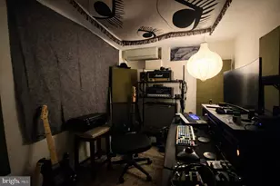 3215 Summer St, Philadelphia, PA 19104 - Photo 26