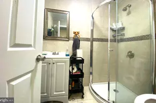3215 Summer St, Philadelphia, PA 19104 - Photo 26