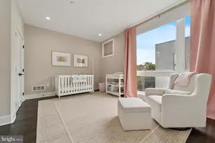 73 E Sharpnack St, Philadelphia, PA 19119 - Photo 34