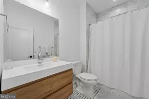 73 E Sharpnack St, Philadelphia, PA 19119 - Photo 32