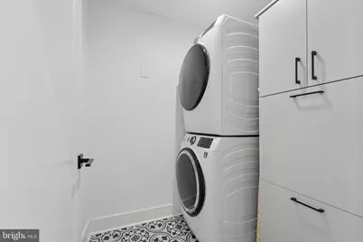 73 E Sharpnack Street, Philadelphia, PA 19119 - Photo 24