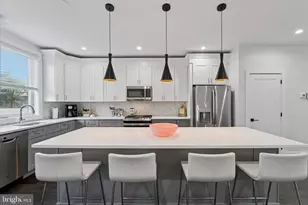 73 E Sharpnack St, Philadelphia, PA 19119 - Photo 8